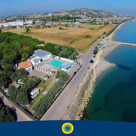 Club Del Sole Roseto Degli Abruzzi Easy Camping Village Екстер'єр фото