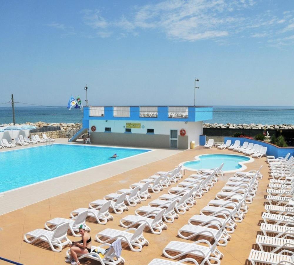 Club Del Sole Roseto Degli Abruzzi Easy Camping Village Екстер'єр фото