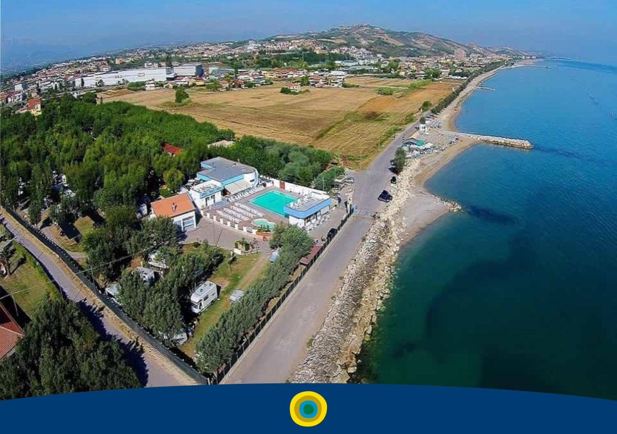 Club Del Sole Roseto Degli Abruzzi Easy Camping Village Екстер'єр фото