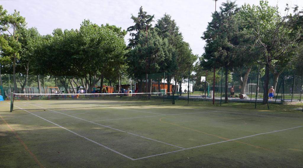 Club Del Sole Roseto Degli Abruzzi Easy Camping Village Екстер'єр фото